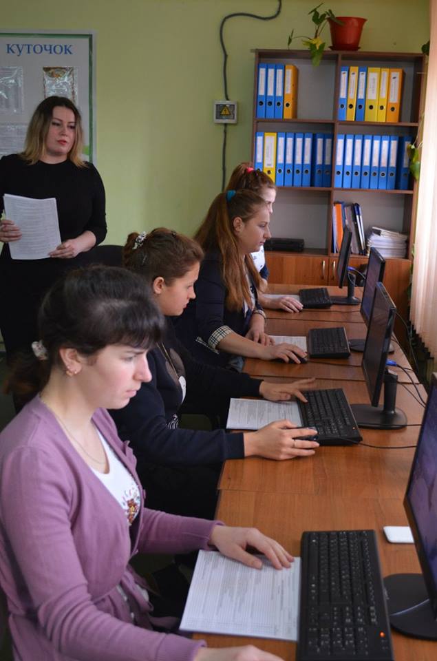 В навчальному закладі ДНЗ “Одеський професійний ліцей сфери послуг Південноукраїнського національного педагогічного університету імені К.Д. Ушинського” на допомогу учням та викладачам до нового навчального року удосконалено широкосмуговий виділений інтернет по крученій парі. Швидкість 50 Мбіт.с/50 Мбіт.с Дозволяє вільний доступ для користування науково-пізнавальних електронних ресурсів, бібліотек розповсюдження інформації, спілкування між учнями та викладачами, вільний доступ до відеоогляду. Усім учням навчально-виробничого процесу та учням гуртожитку дозволяється вільне користування інтернетом та офісною технікою. post thumbnail image